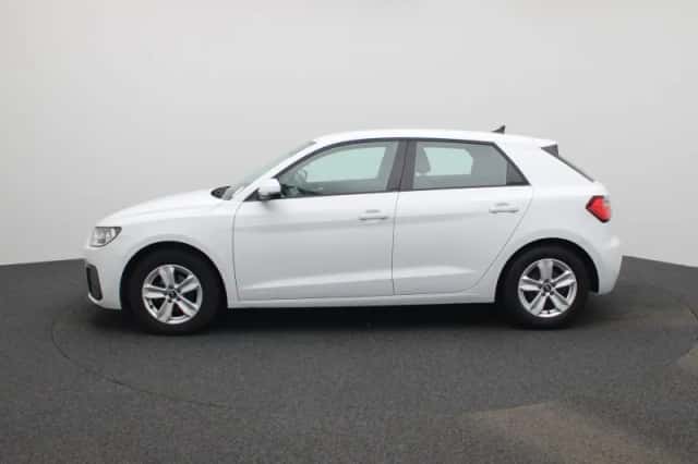 Audi A1 (2023) thumbnail 5