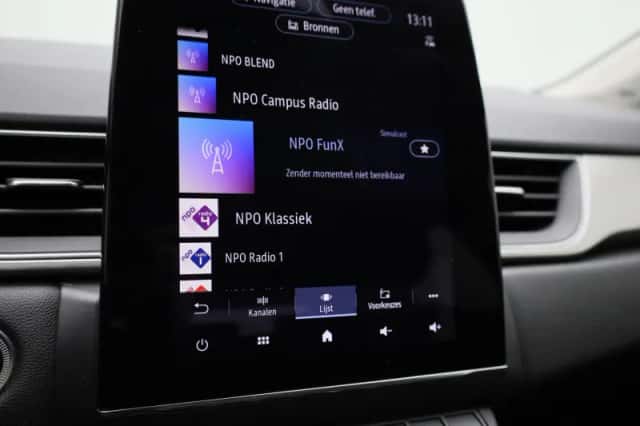 Renault Captur (2021) thumbnail 21