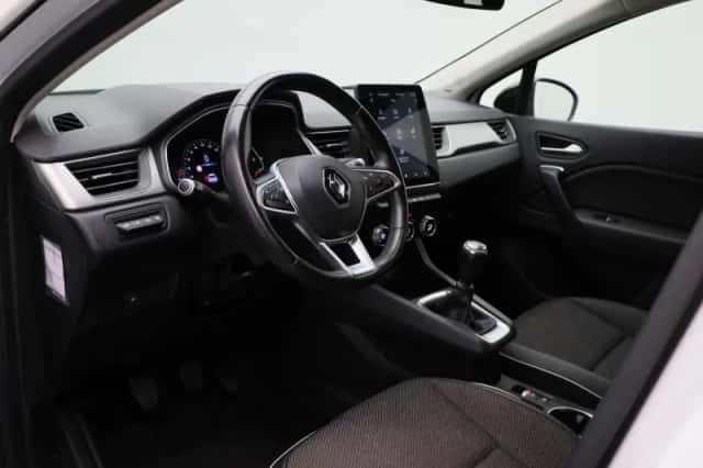 Renault Captur (2021) thumbnail 31