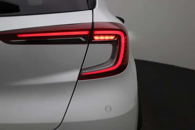 Renault Captur (2021) thumbnail 35