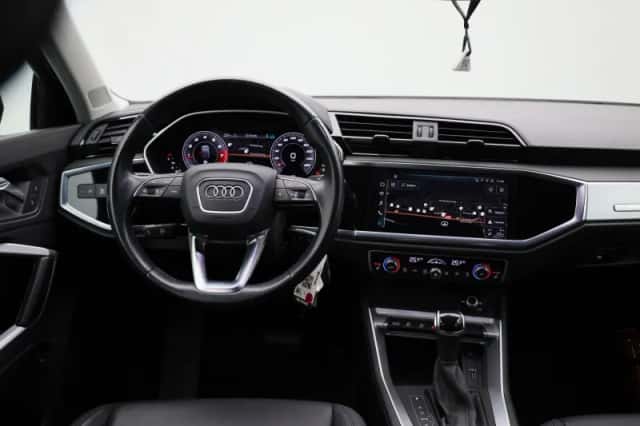 Audi Q3 (2020) thumbnail 3