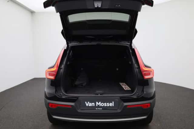 Volvo XC40 (2021) thumbnail 12