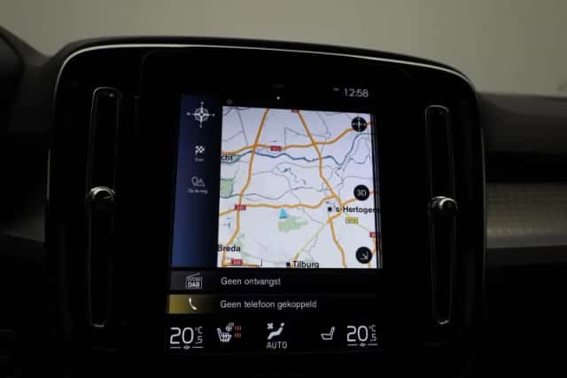 Volvo XC40 (2021) thumbnail 20