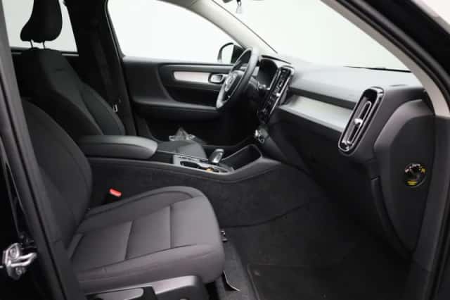 Volvo XC40 (2021) thumbnail 35