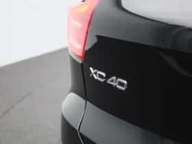 Volvo XC40 thumbnail 40