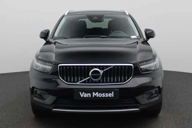 Volvo XC40 (2021) thumbnail 5