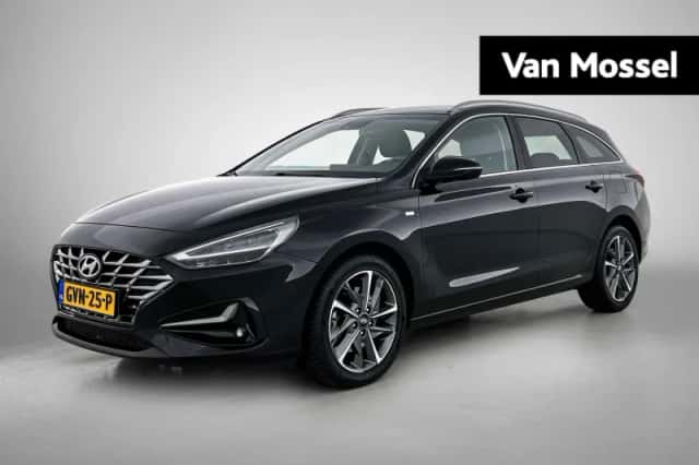 Hyundai i30 (2023) thumbnail 1