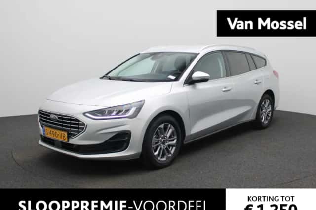 Ford Focus (2023) thumbnail 1