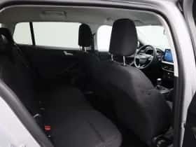 Ford Focus thumbnail 33