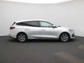 Ford Focus thumbnail 8