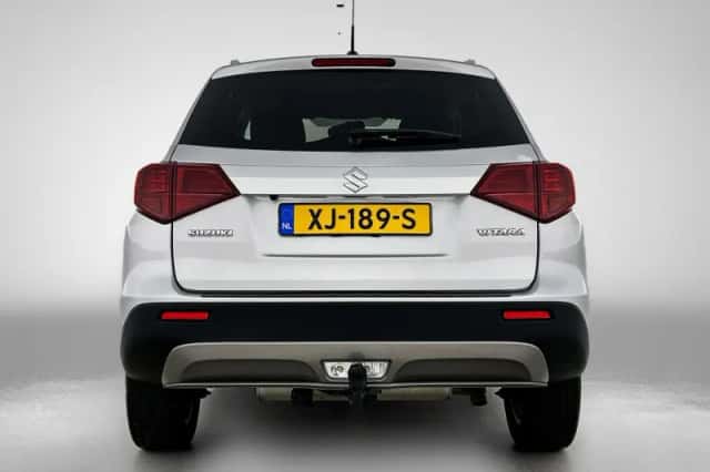 Suzuki Vitara (2019) thumbnail 4