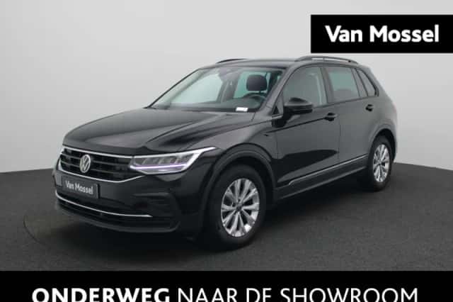 Volkswagen Tiguan (2021) thumbnail 1