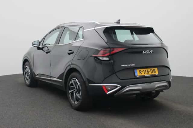 Kia Sportage (2022) thumbnail 4