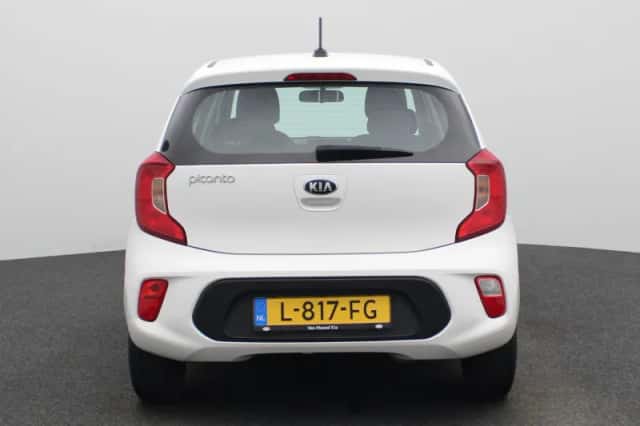 Kia Picanto (2021) thumbnail 7