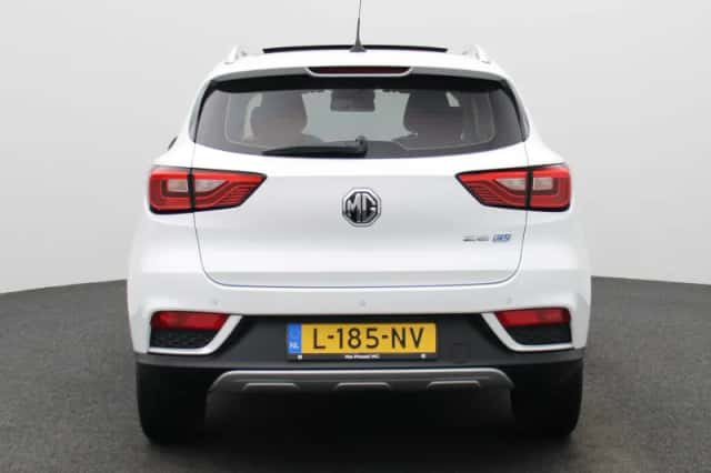 MG ZS EV (2021) thumbnail 6