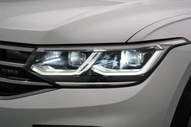 Volkswagen Tiguan (2021) thumbnail 13