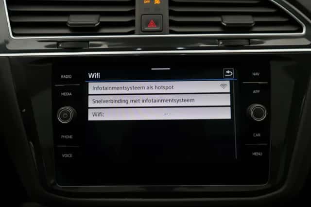 Volkswagen Tiguan (2021) thumbnail 21