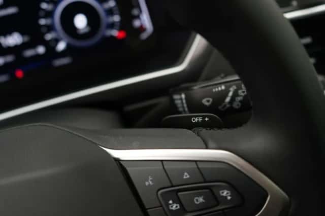 Volkswagen Tiguan (2021) thumbnail 26