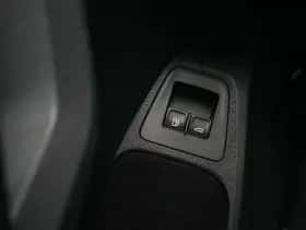 Volkswagen Tiguan thumbnail 35