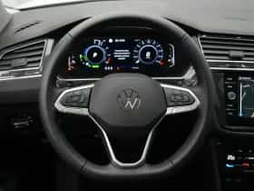 Volkswagen Tiguan thumbnail 9