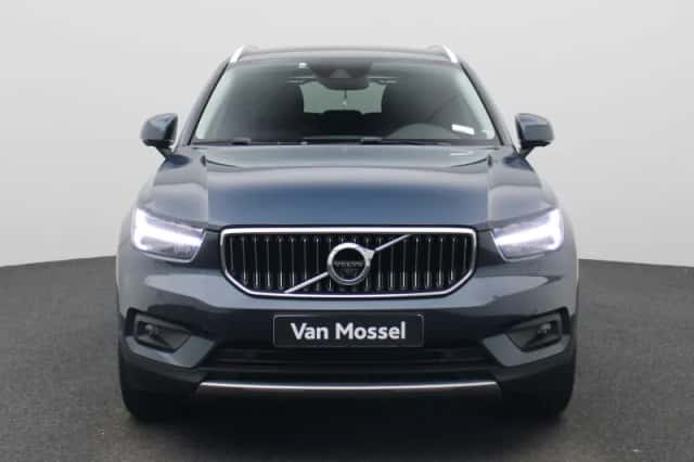 Volvo XC40 (2021) thumbnail 5
