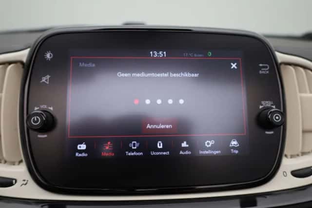 Fiat 500C (2021) thumbnail 18
