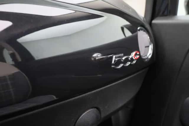 Fiat 500C (2021) thumbnail 22