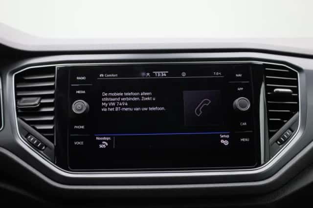 Volkswagen T-Roc (2021) thumbnail 26