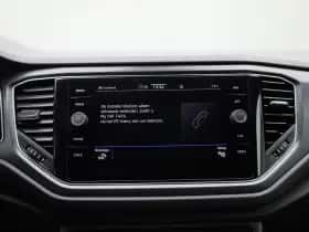 Volkswagen T-Roc thumbnail 26