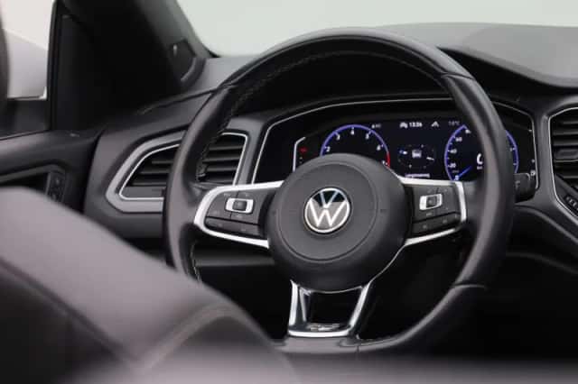 Volkswagen T-Roc (2021) thumbnail 43