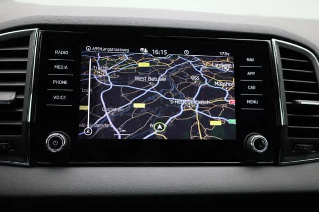 Škoda Karoq (2022) thumbnail 17