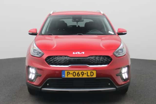 Kia Niro (2022) thumbnail 5