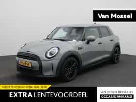 MINI One (2022)