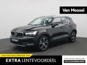 Volvo XC40 (2022)