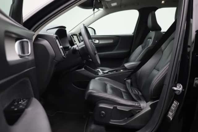 Volvo XC40 (2022) thumbnail 12