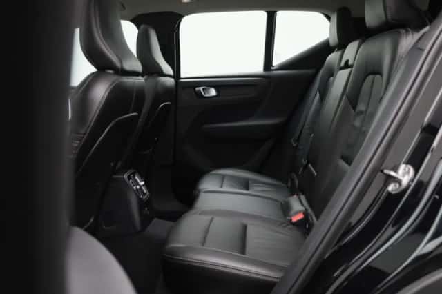 Volvo XC40 (2022) thumbnail 13