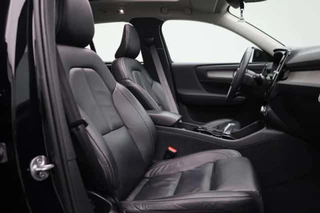 Volvo XC40 (2022) thumbnail 36