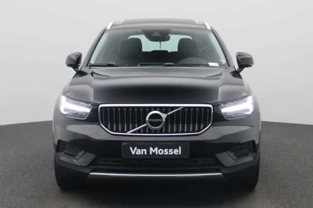 Volvo XC40 (2022) thumbnail 5