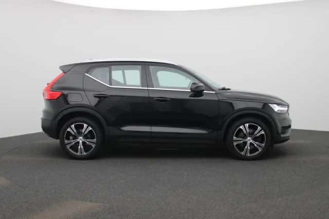 Volvo XC40 (2022) thumbnail 8