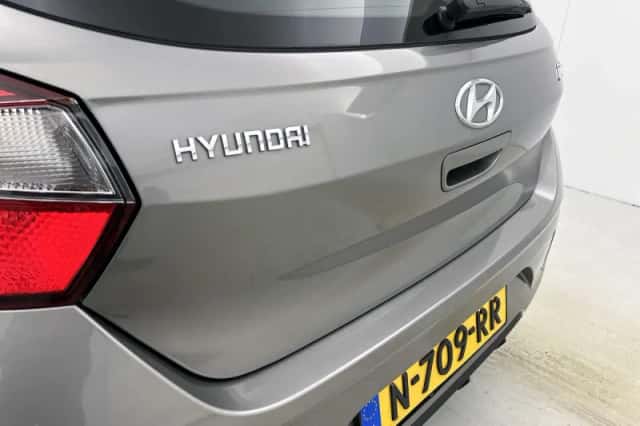 Hyundai i10 (2022) thumbnail 23