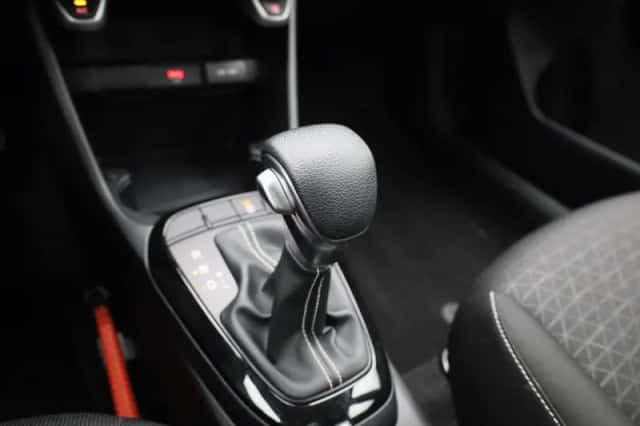 Kia Picanto (2022) thumbnail 17