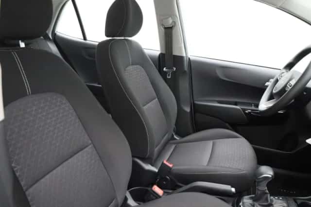 Kia Picanto (2022) thumbnail 26