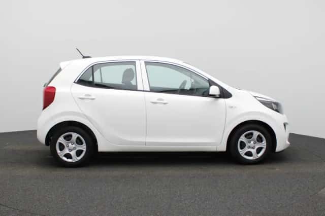 Kia Picanto (2022) thumbnail 8