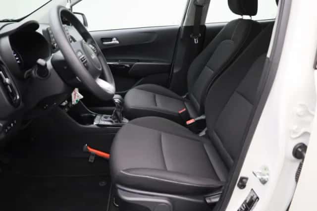 Kia Picanto (2022) thumbnail 9