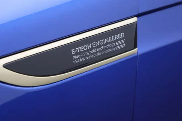 Renault Mégane E-Tech (2023) thumbnail 15