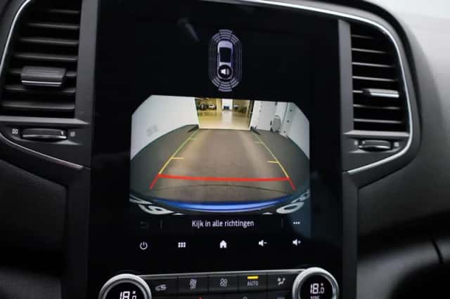 Renault Mégane E-Tech (2023) thumbnail 26
