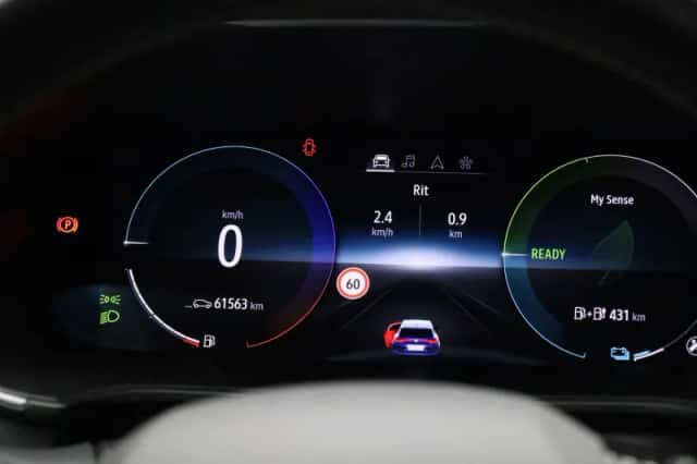 Renault Mégane E-Tech (2023) thumbnail 9