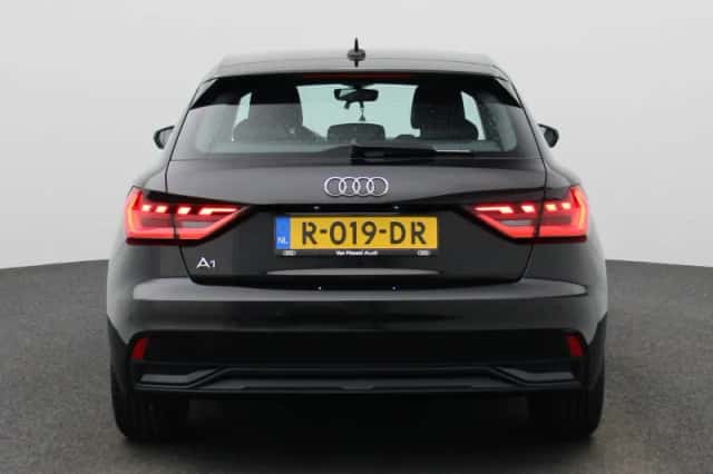 Audi A1 (2022) thumbnail 6