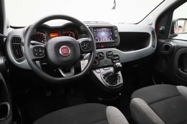 Fiat Panda (2022) thumbnail 3