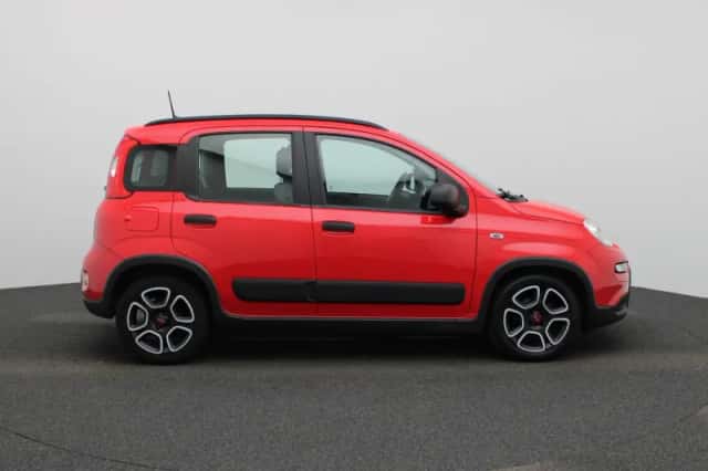 Fiat Panda (2022) thumbnail 8